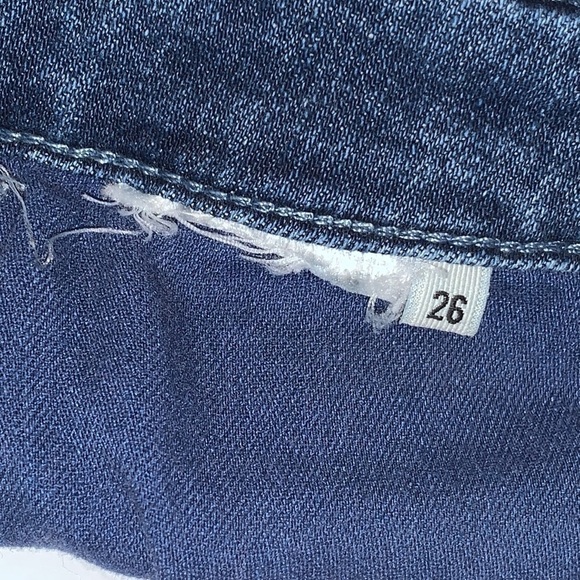 GUESS Blue Ripped Destroyed Denim short size 26 - Picture 9 of 12